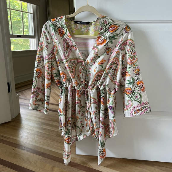 Silk blouse - Picture 2 of 4